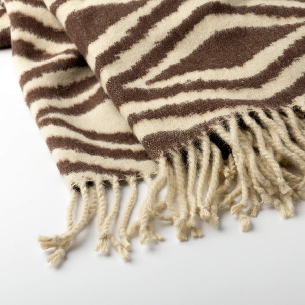 Vtwonen Hoii Plaid Amorella - 150x200 Cm - Chocolate Martini - Bruin