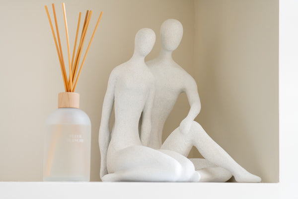 Vtwonen J-Line Geurolie + Stokjes Accords Essentiels - Fleur Blanche - Wit - 550 Ml