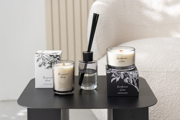 Vtwonen J-Line Geurolie + Stokjes Walk In The Woods - Vijgen Bessen Bladeren - Zwart - 180 Ml