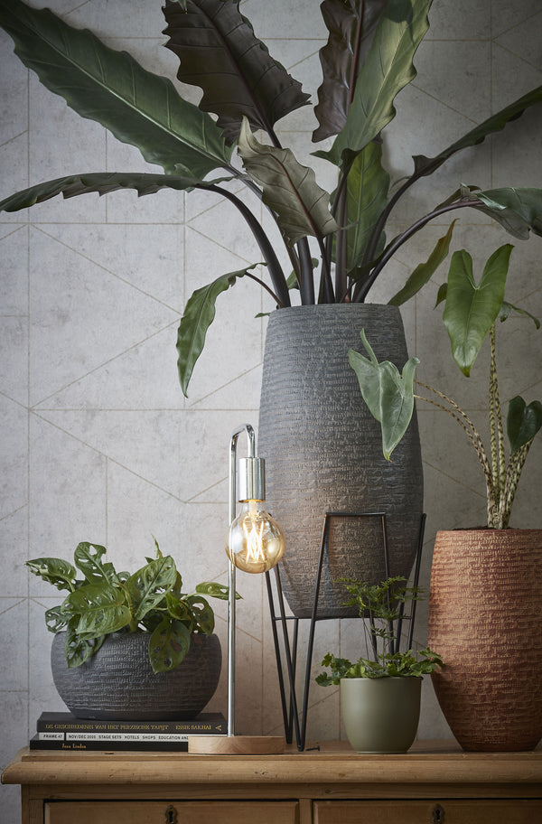 Vtwonen Mica Decorations Blom Plantenstandaard - L30 X B30 X H50 Cm - Metaal - Zwart