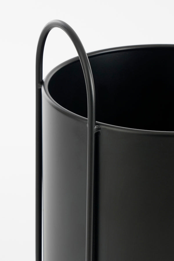 Vtwonen Mica Decorations Petry Bloempot Op Standaard - Set Van 3 - L27 X B25 X H51 Cm - Metaal - Zwart