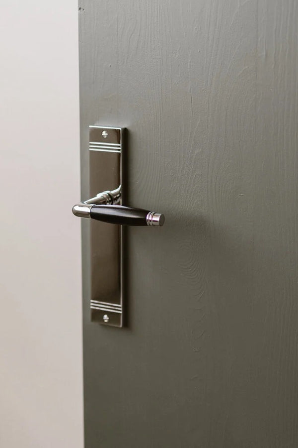 Vtwonen MooideurBeslag Deurklink Retro - Schild - Glanzend Nikkel