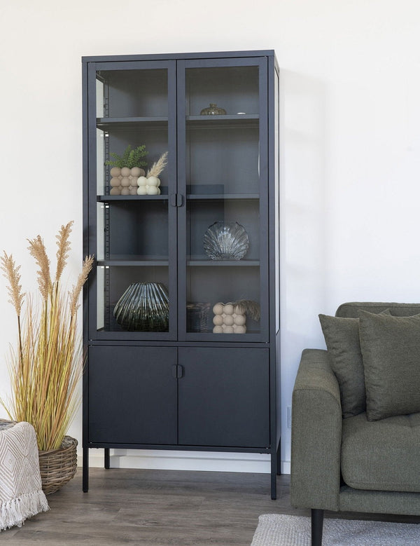 Vtwonen Rebellenclub Vitrinekast Röjan - 180 X 80 Cm - Zwart Staal