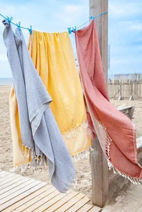 Vtwonen Return To Sender Plaid 100 X 190 Cm Geel Hamamdoek Van Katoen