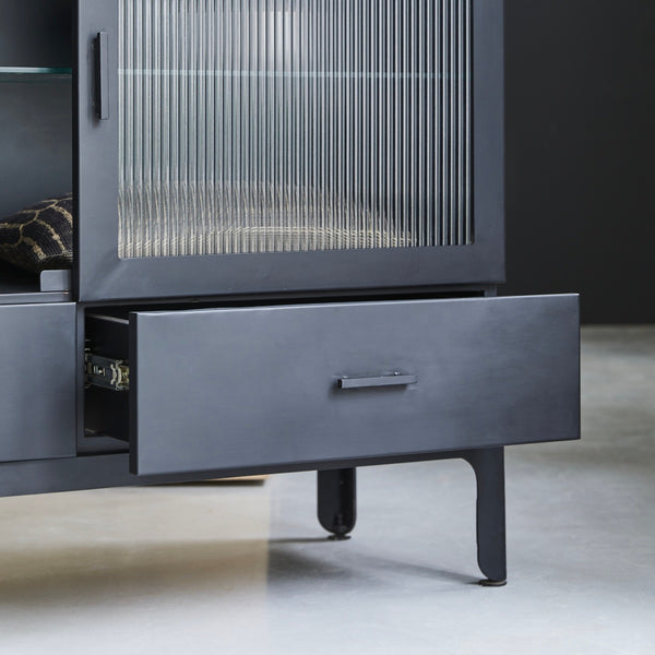 Vtwonen Tikamoon Emil - Lage Metalen Vitrinekast - Zwart