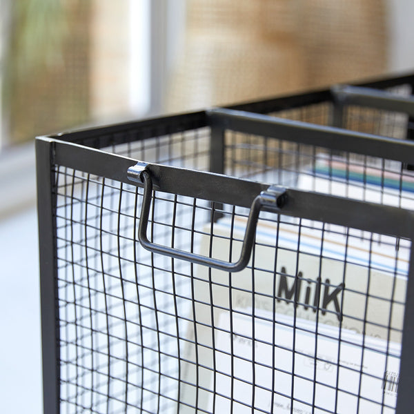 Vtwonen Tikamoon Industriel - Metalen Kast Op Wielen - Zwart