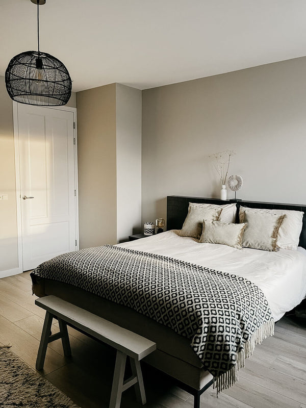 Vtwonen Hoii Plaid Isabella - 150x200 Cm - Raven - Zwart