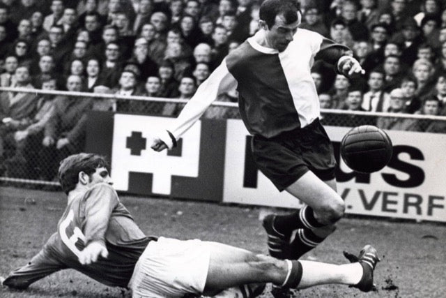 walljar Coen Moulijn Actie AZ - Feyenoord 1969 Poster