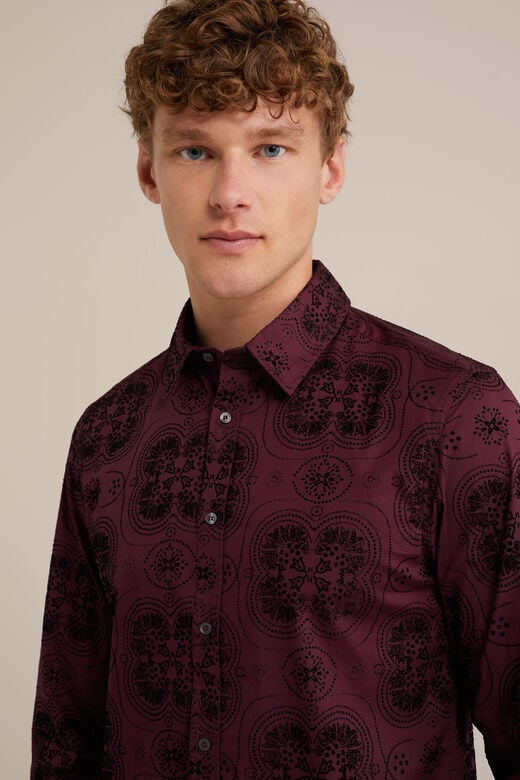 We Fashion Overhemd Met Velvet Dessin Bordeauxrood