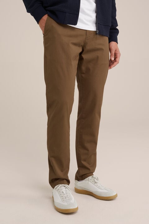 we fashion slim fit chino met stretch Roestbruin