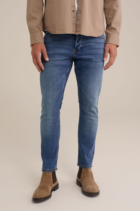we fashion slim fit jeans met medium stretch Blauw