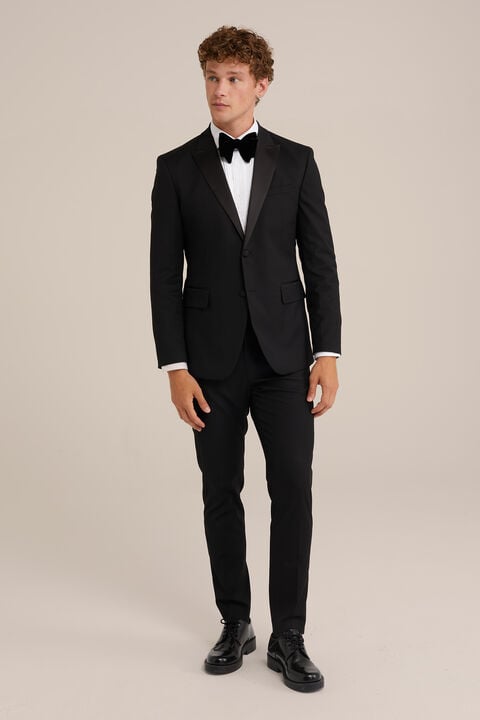 we fashion Tuxedo pak