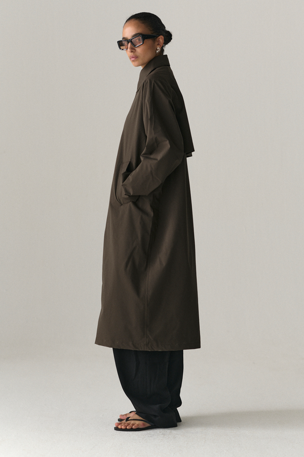 Welter Shelter LONG COACH GN SS25 CHOCOLATE WOMENS