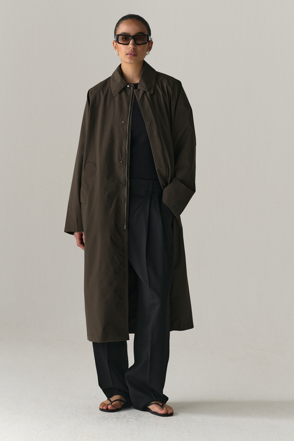 Welter Shelter LONG COACH GN SS25 CHOCOLATE WOMENS