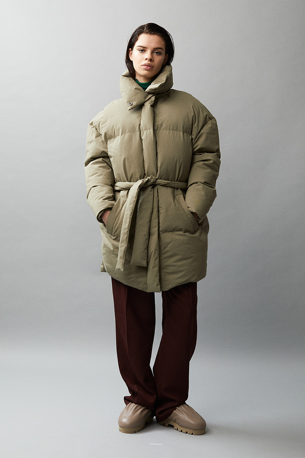 welter shelter PUFF PADDY SHORT AW22 MUD