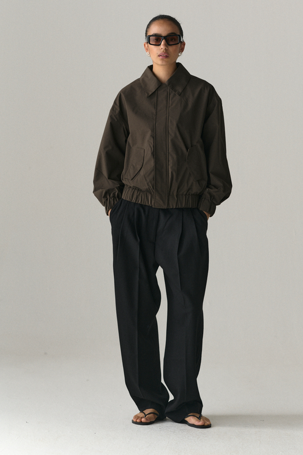 Welter Shelter PUFF PADDY SHORT GN SS25 CHOCOLATE