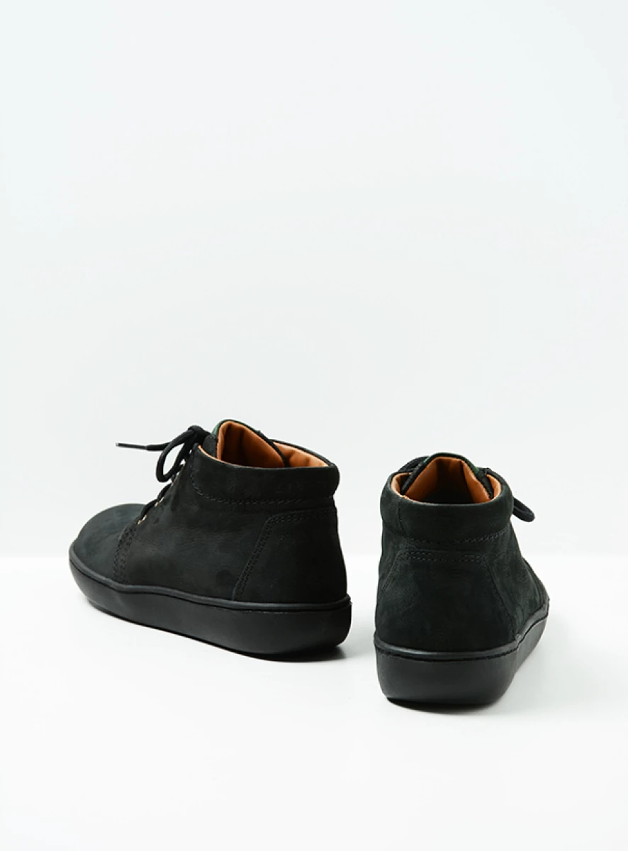 Wolky Kansas Lady XW Ruime Eigenzinnige Veterschoen