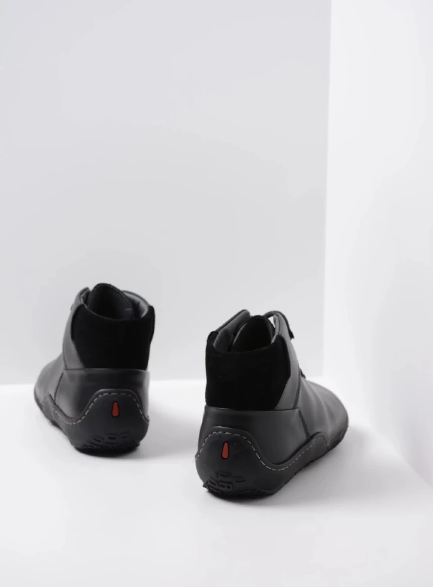 Wolky Mokola Veterschoen Met Brede Leest