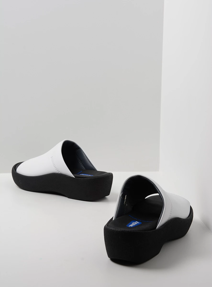 Wolky Nassau Slipper Met Vaste Wreefband