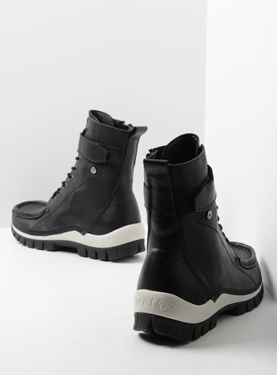 Wolky Reach Hoge Veterboot Met Eigenwijs Uiterlijk