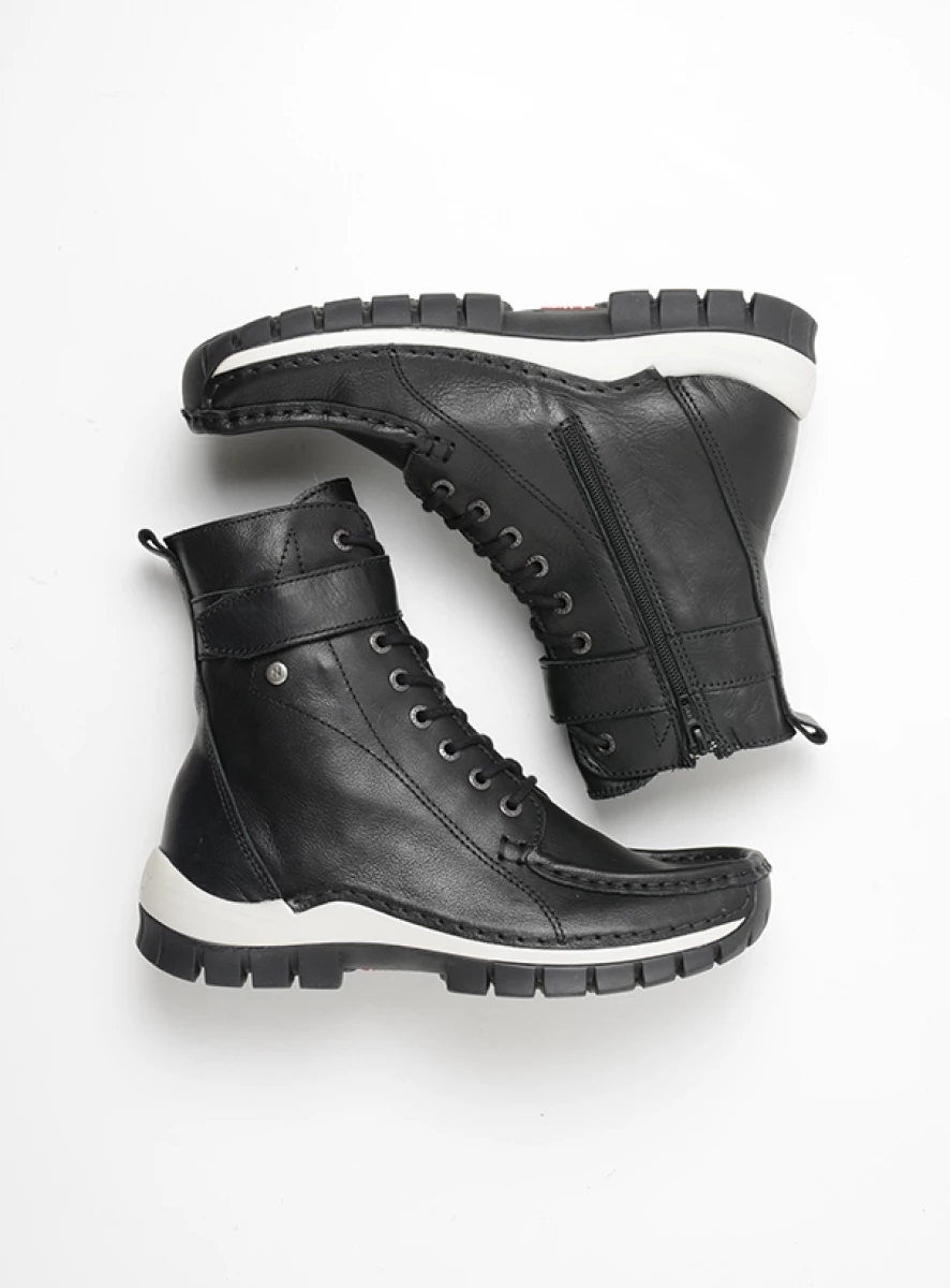 Wolky Reach Hoge Veterboot Met Eigenwijs Uiterlijk