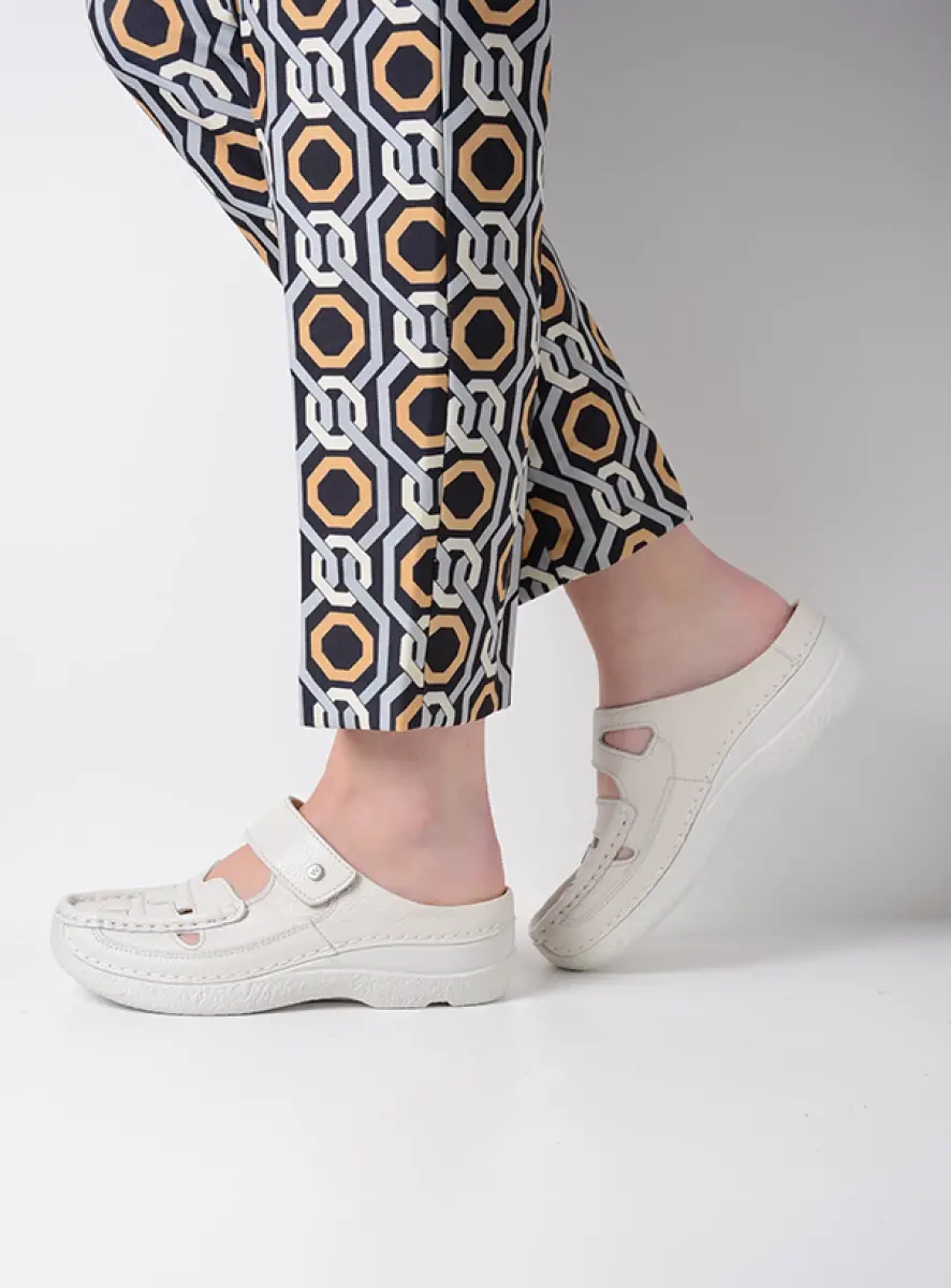 Wolky Roll Talaria Luchtige Opengewerkte Slippers