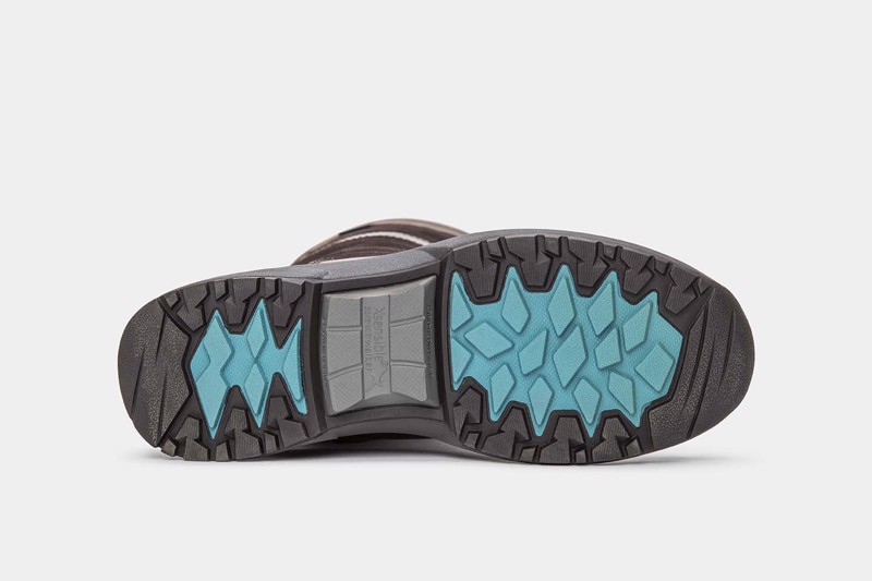 Xsensible Voor Outdoor Fans Deze Laarzen Van Hoogwaardig Vetleer En Suède Zijn Geïnspireerd Op De Hikingtrend En Zorgen Voor Draagcomfort Bij Iedere Trip Buiten De Stad. Het Geïntegreerde Dry X Waterproof-membraan Houdt Je Vo