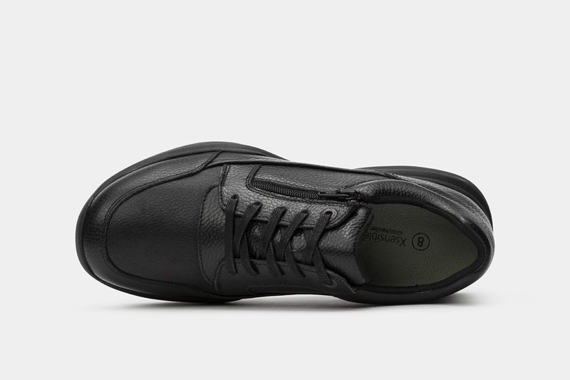 Xsensible Voor Puristen De Sneakers Met SWX-zolen Bieden Extra Demping En Zorgen Voor Een Optimale Afwikkeling Van De Voet. Het Hoogwaardige Suède Of Gladde Leer En De Zachte Kussentjes Aan De Schachtrand Creëren Het Ultieme C