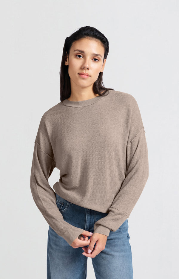 Yaya Lichtbruine Trui Met Ronde Hals En Subtiele Naden Feather Grey