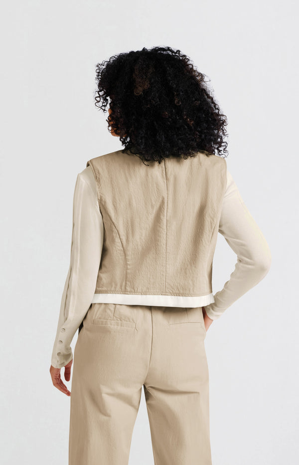 Yaya Mouwloos Gilet Van Katoen Met Contrasterende Details Twill Beige