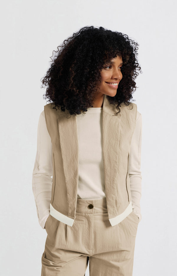 yaya Mouwloos gilet van katoen met contrasterende details Twill Beige