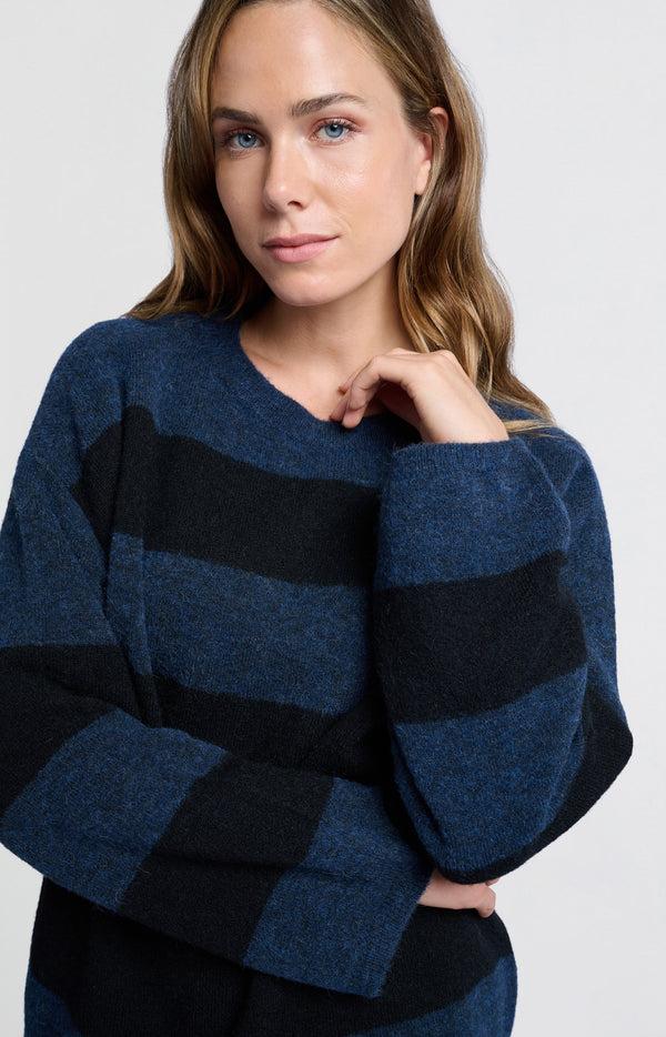Yaya Oversized Trui Met Brede Strepen En Lange Mouwen Outer Space Blue Dessin