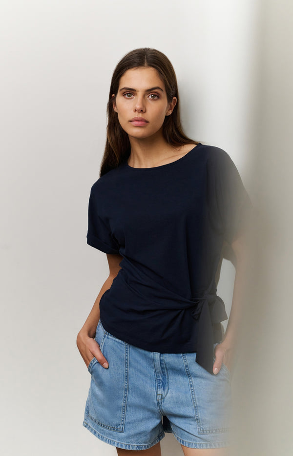 yaya T-shirt met ronde hals en knoopdetail Total Eclipse Blue