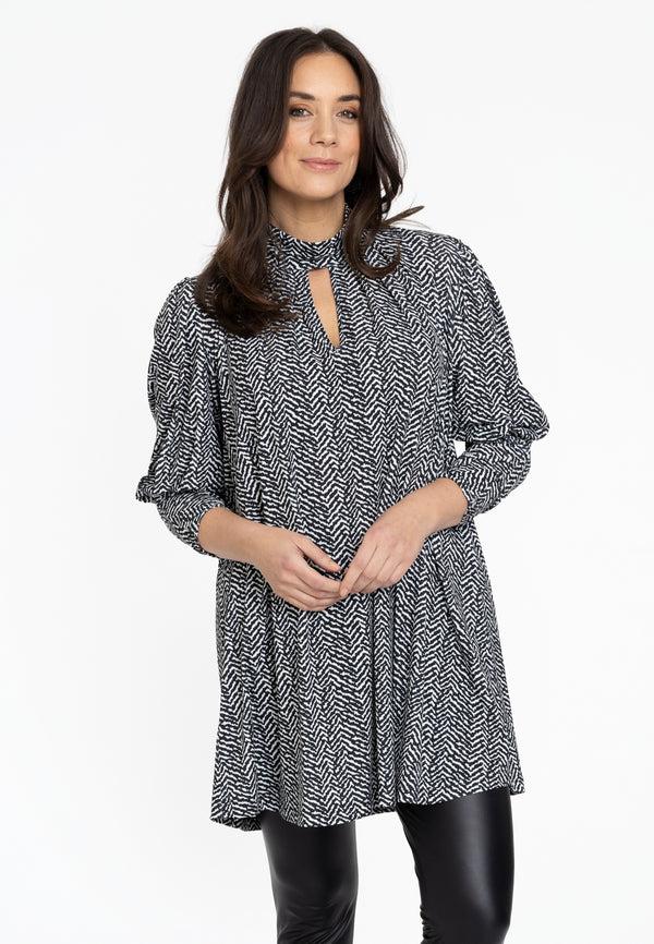 yoek Tunic wide bottom NOVA - Zwart