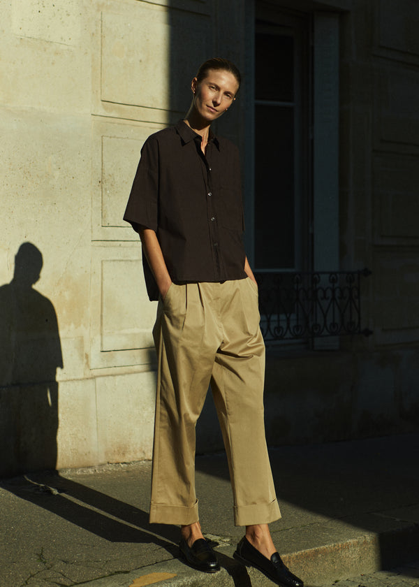 zenggi COTTON GARBARDINE DELOS PANTS KHAKI