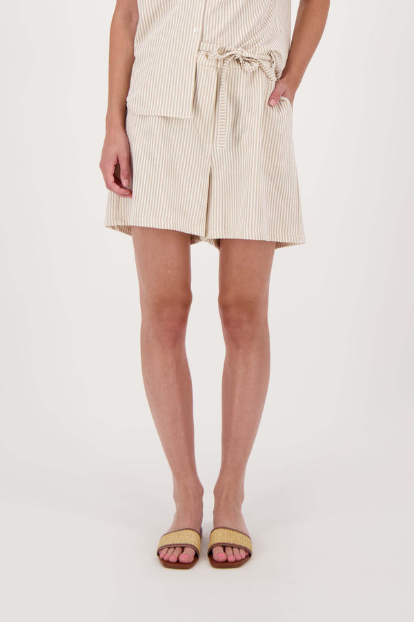 Zusss Streep Structuur Short Met Strik Ceintuur Sahara / Wit