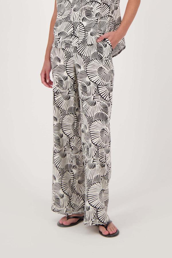 Zusss Wijde Broek Met Grafische Print Off White / Zwart