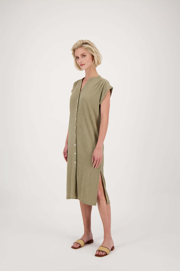 zusss doorknoopjurk in crincle kaki