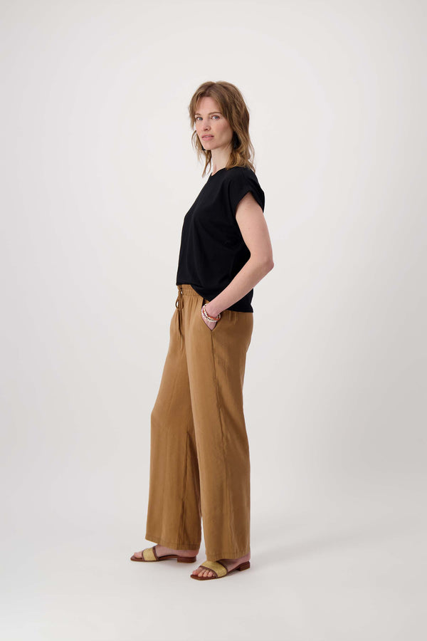 Zusss Jersey Top Opgerolde Mouw Zwart