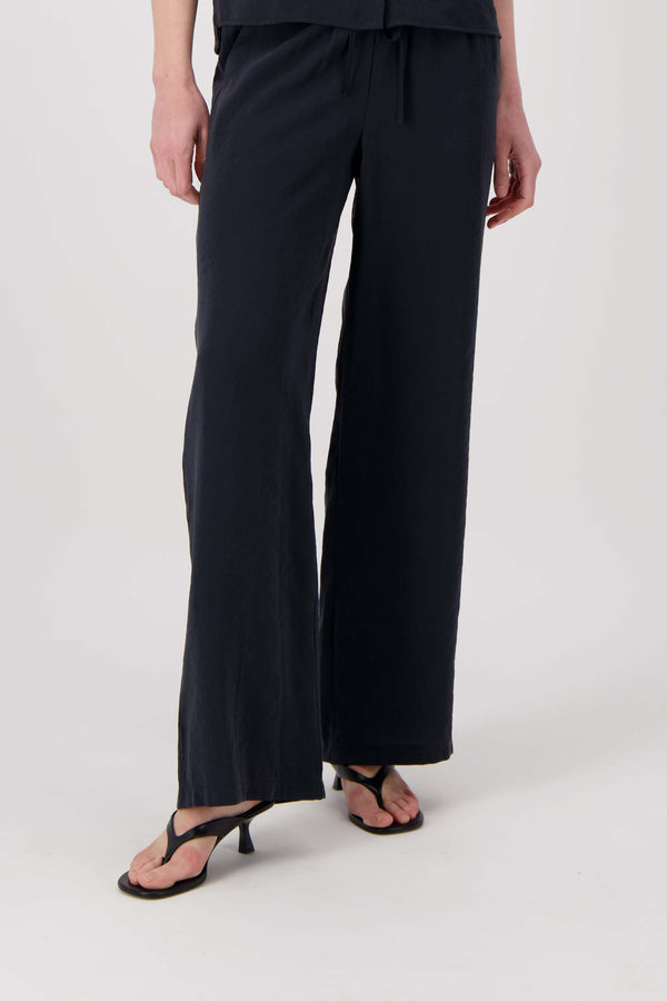 Zusss Modal Broek Recht Model Zwart