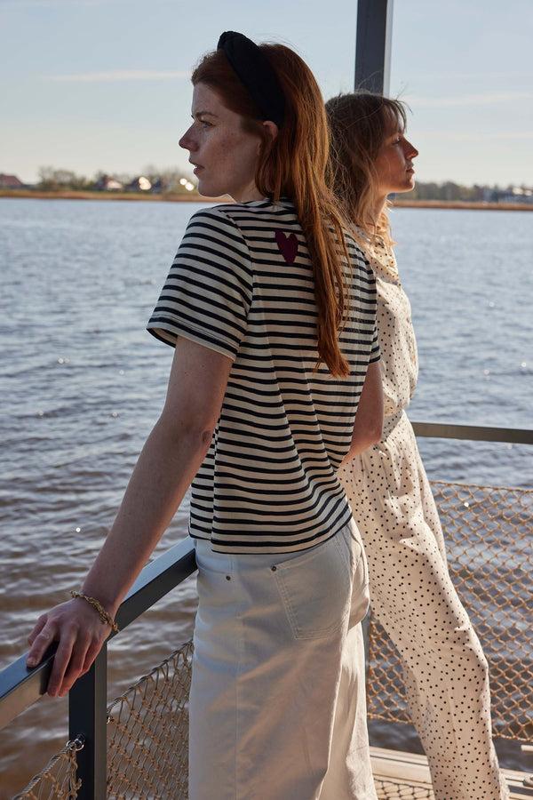 zusss streep t-shirt met borduur navy / off white