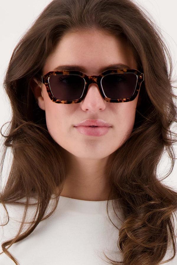 Zusss Zonnebril Panterdessin Camel